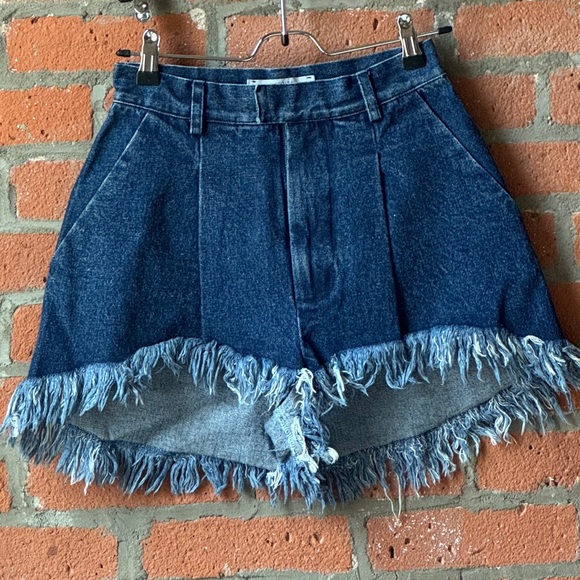 ksenia schnaider Pants - Denim Short Shorts Frayed Hem